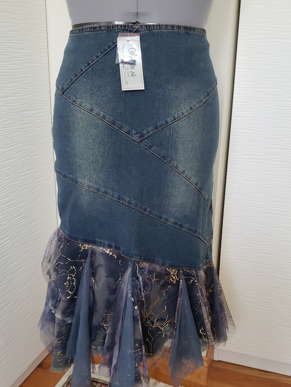 West 36th Blue Denim Floral Embroidered Mermaid Skirt Sz.L NWT - Picture 4 of 7